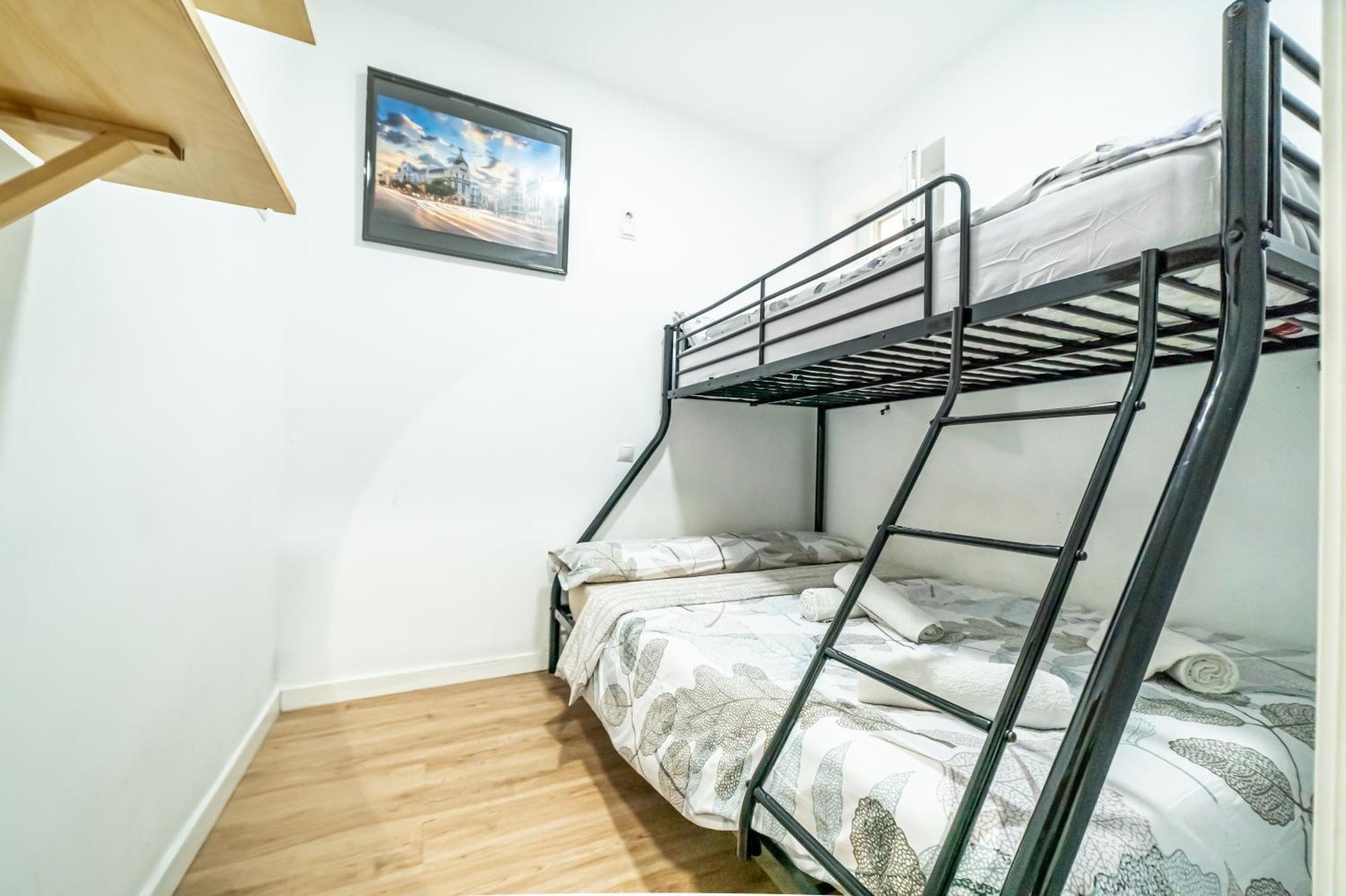 New Flat , Modern , Wifi, 10Min Sol, 5 Reina Sofia — Photos 2